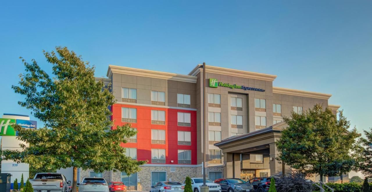 Holiday Inn Express & Suites - Woodstock, On Canada Bagian luar foto