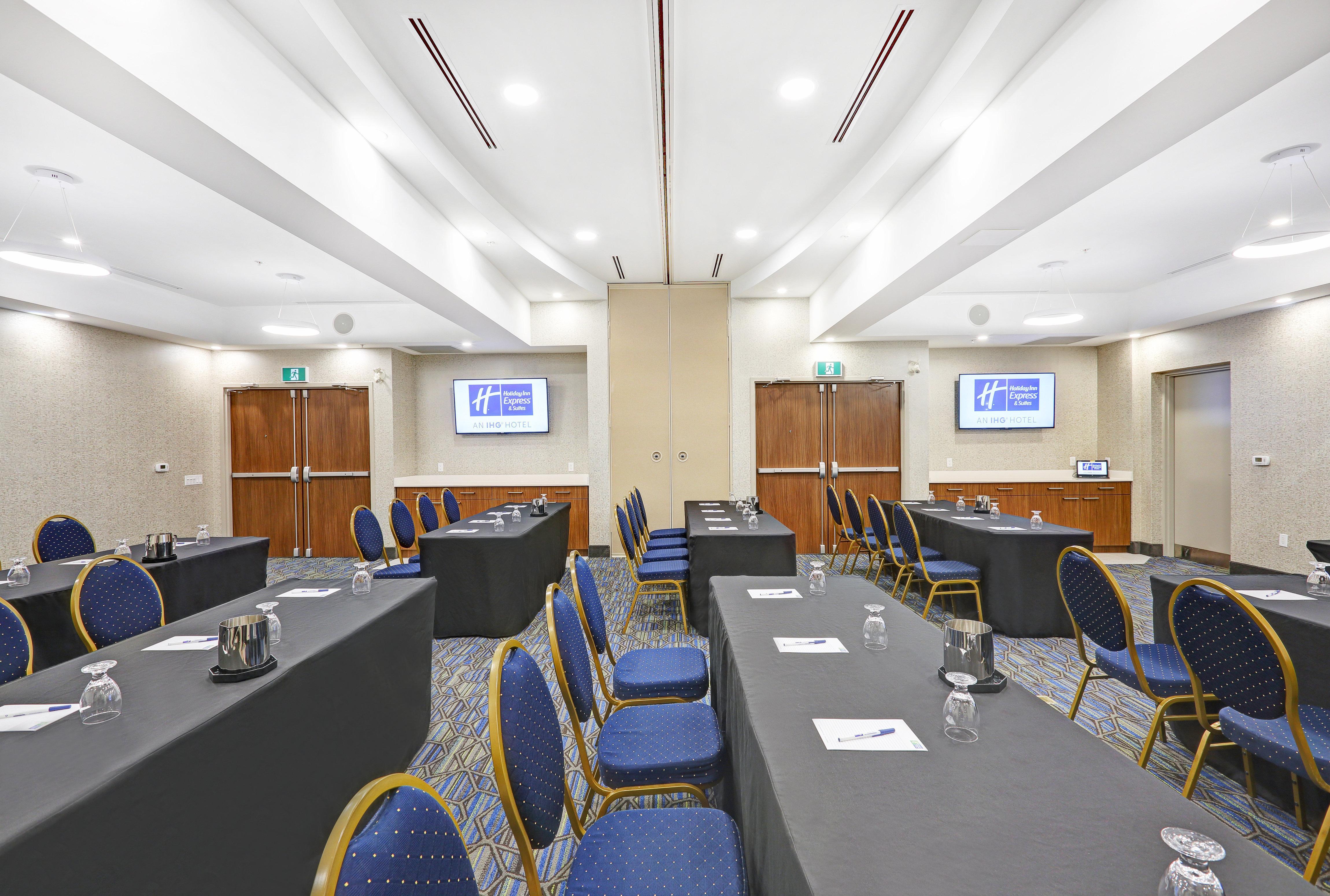 Holiday Inn Express & Suites - Woodstock, On Canada Bagian luar foto