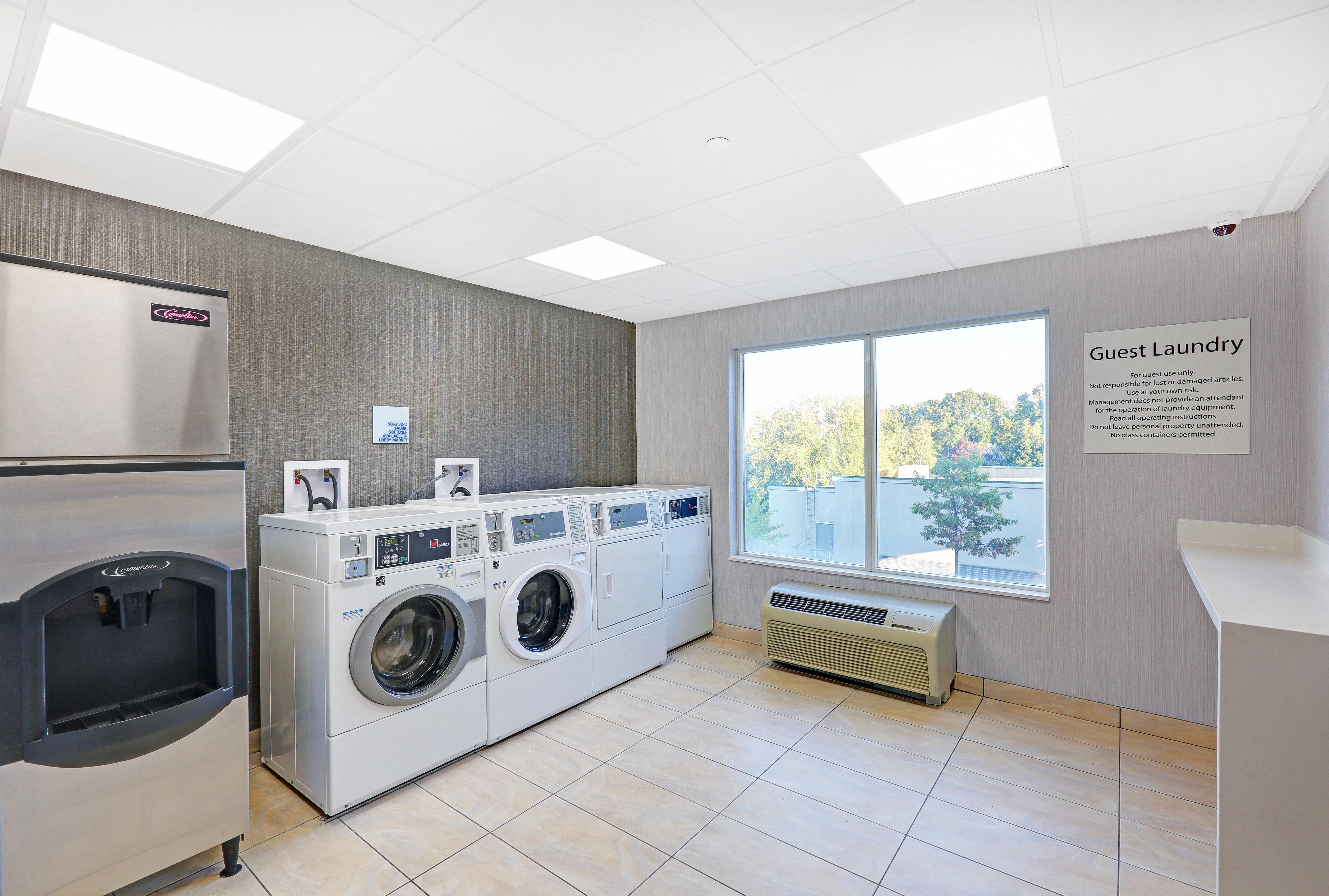 Holiday Inn Express & Suites - Woodstock, On Canada Bagian luar foto