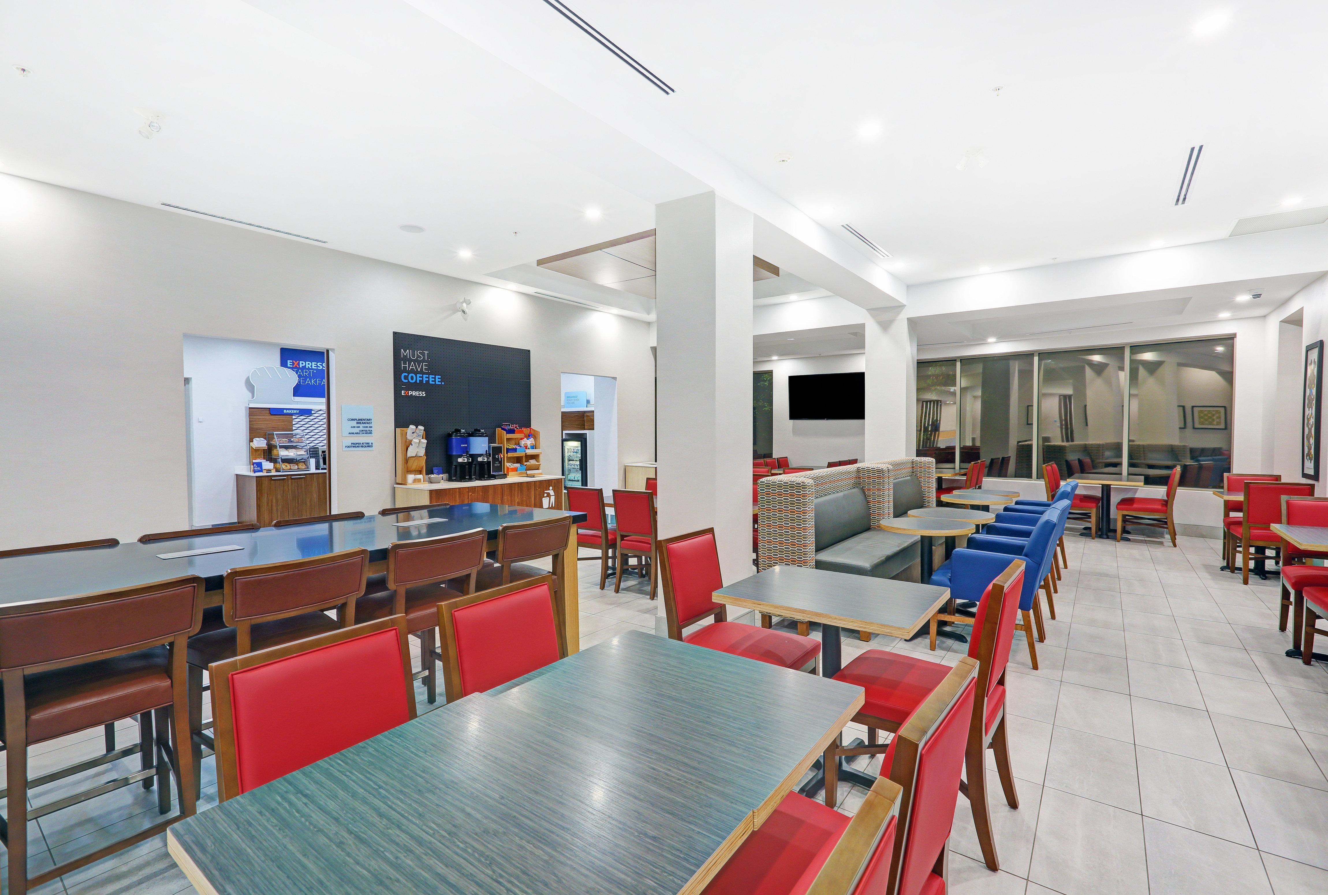 Holiday Inn Express & Suites - Woodstock, On Canada Bagian luar foto