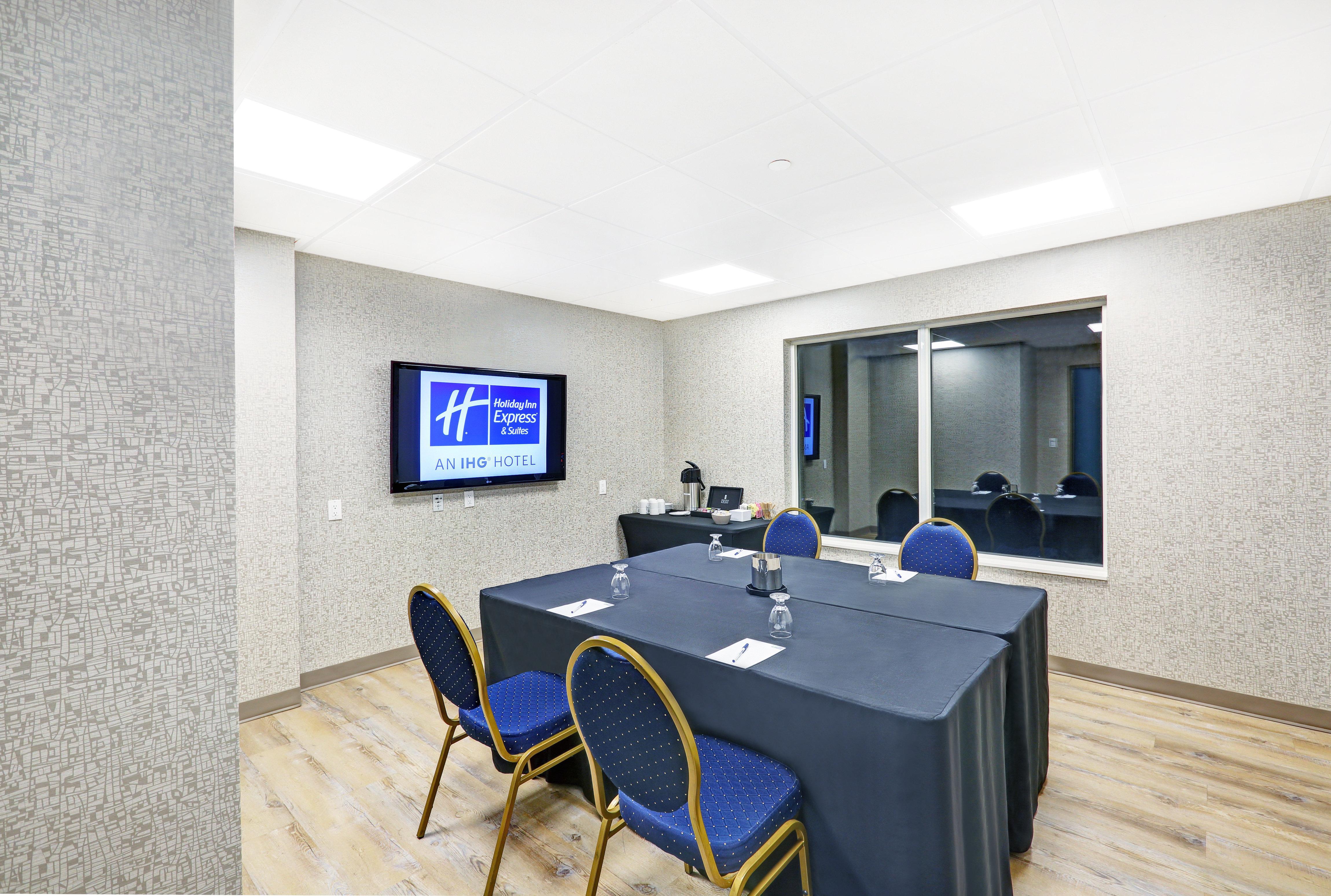 Holiday Inn Express & Suites - Woodstock, On Canada Bagian luar foto